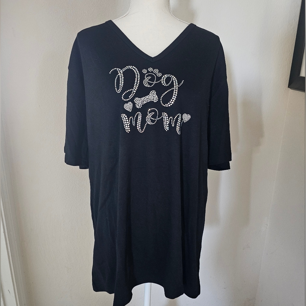 Black 'Dog Mom' T-Shirt